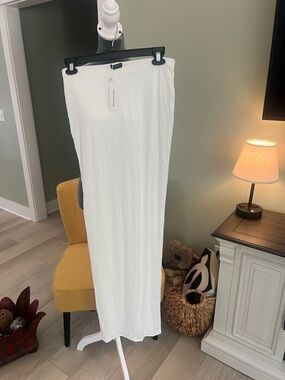 naked wardrobe Strapless White Maxi Dress